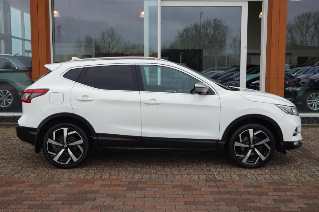 Nissan Qashqai 1.2 tekna +