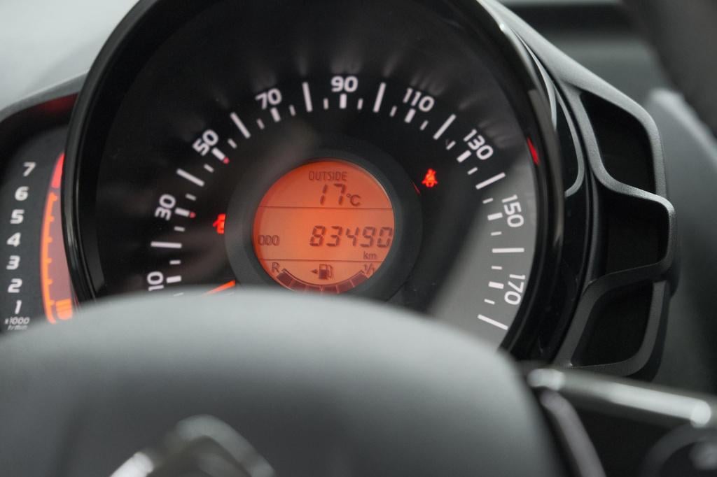 Citroen C1 1.0 vti feel | airco | bluetooth radio | getint glas | 5 deurs