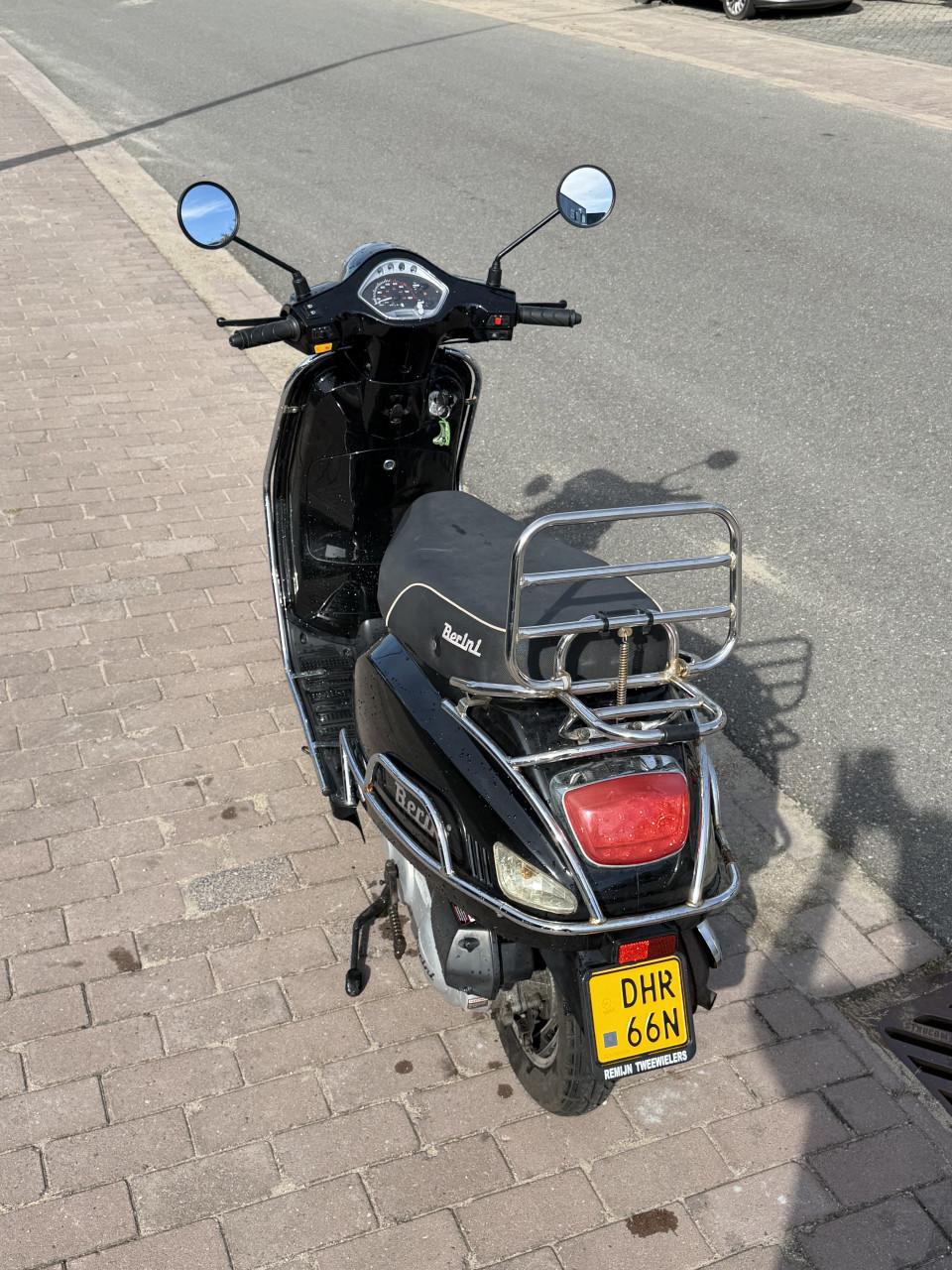 Berini Napoli scooter Bromscooter 45 km/u – 2017 – 5100 km