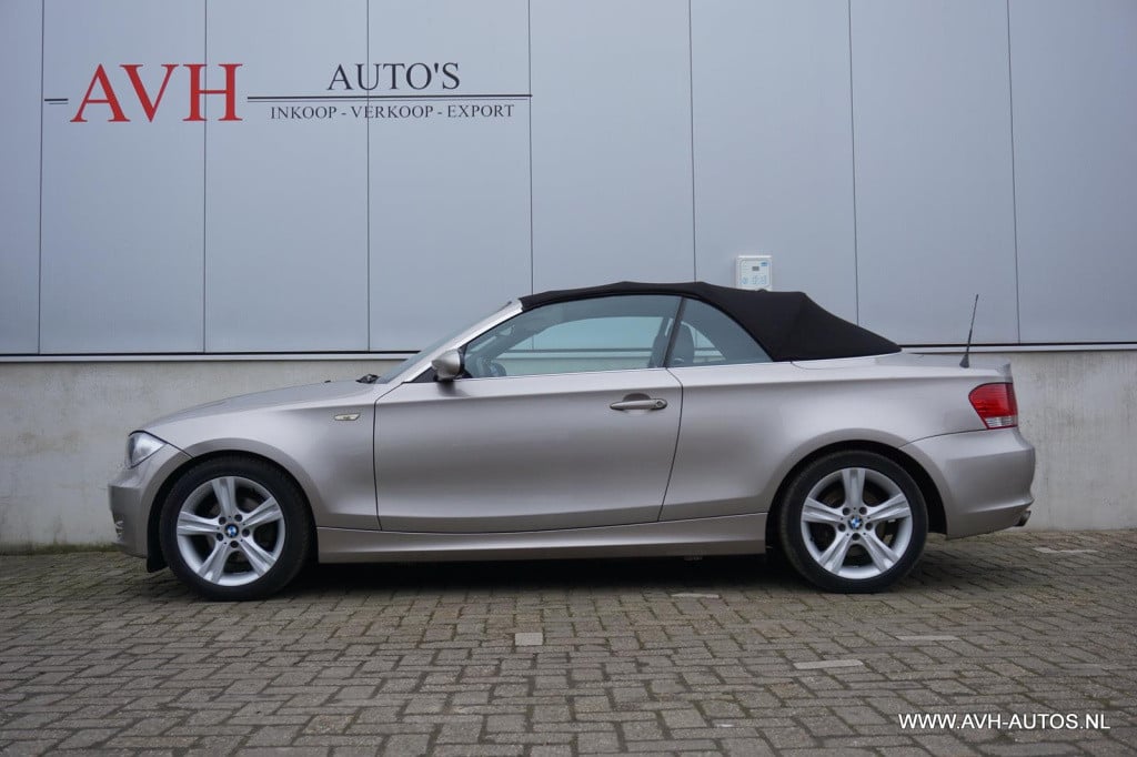 BMW 1 Serie cabrio 118i high executive