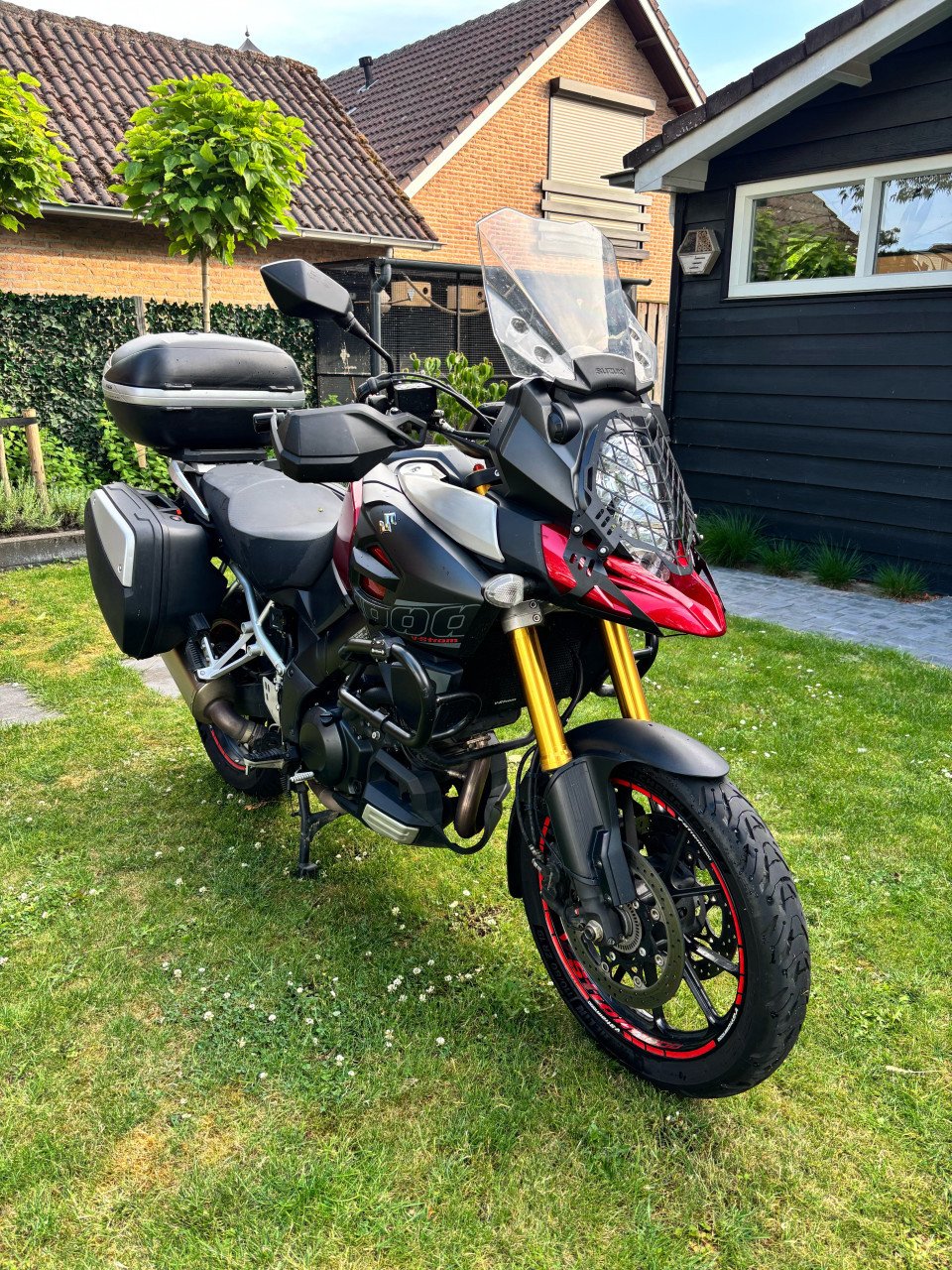 Suzuki V-Strom 1000 (2014, akrapovic)