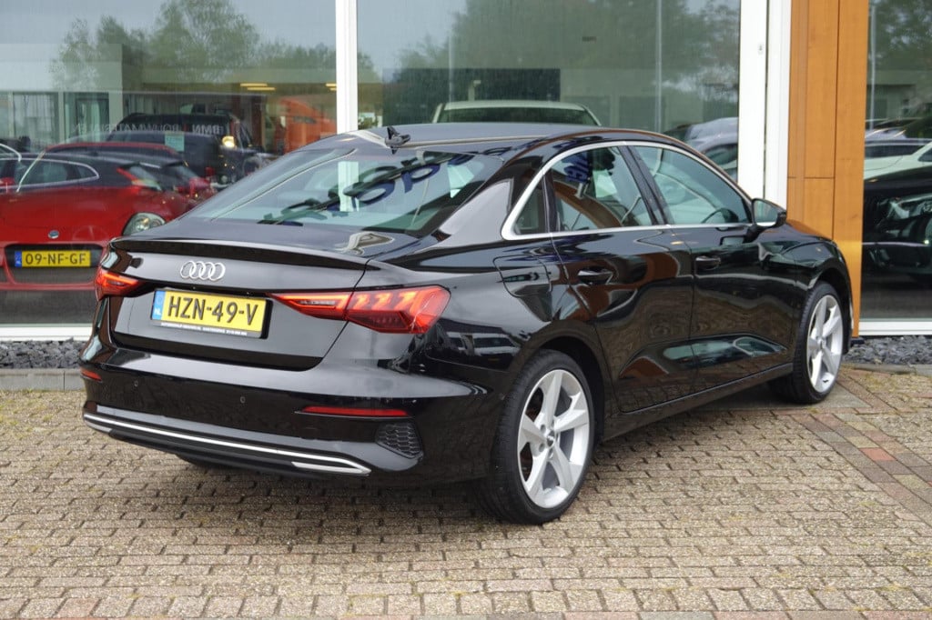 Audi A3 limousine 30 tfsi s edition