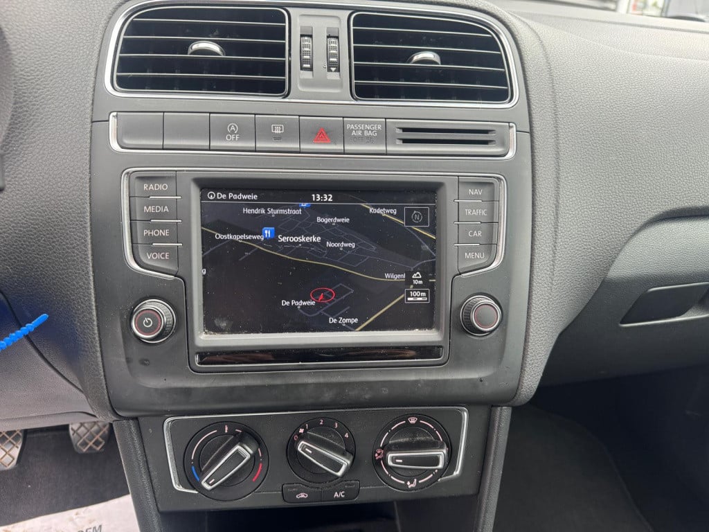 Volkswagen Polo 1.2 tsi comfortline/airco/lichtmetaal/cruise ctrl/facelift