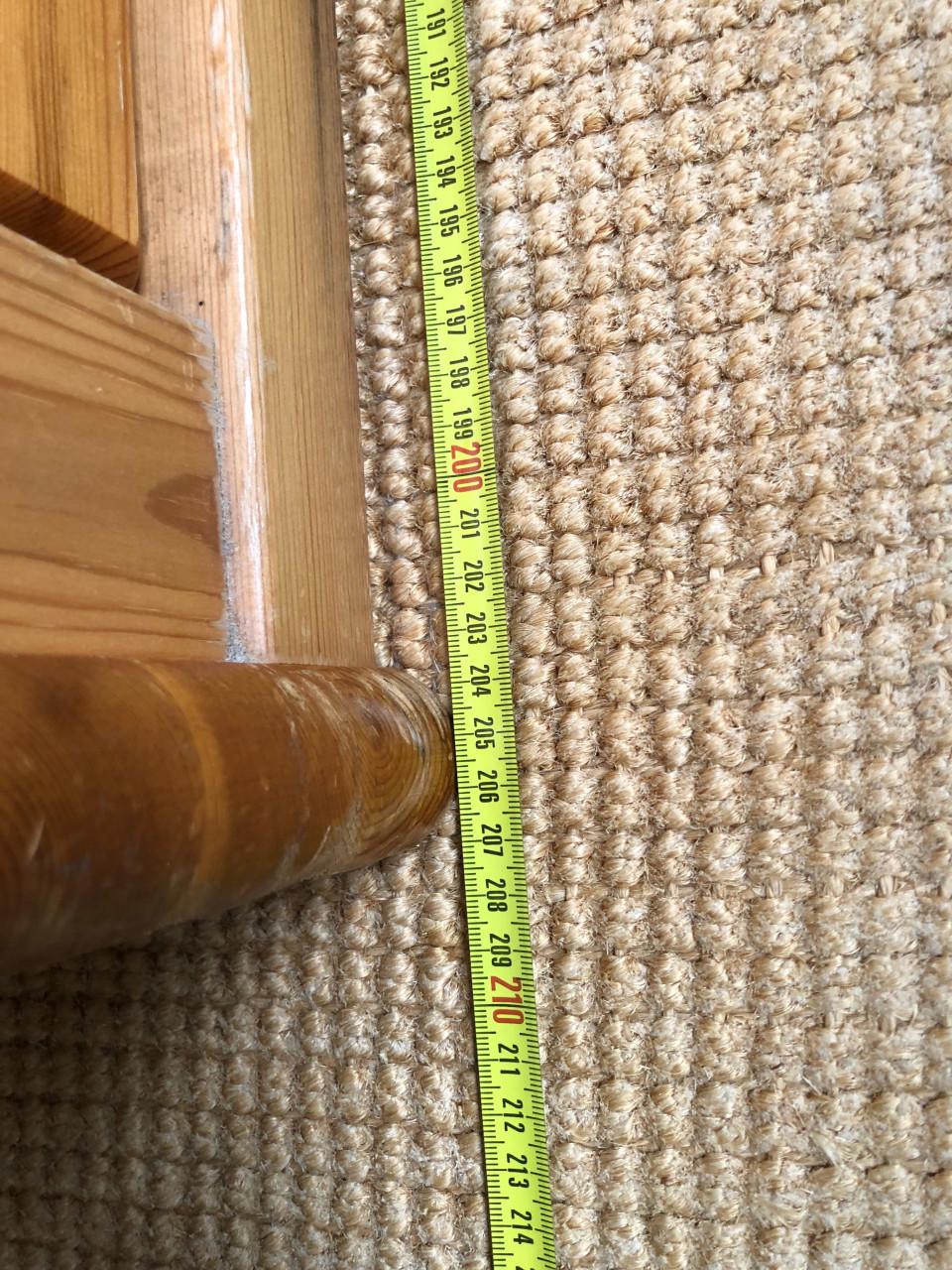 Massief Houten bed met opberglades, 160 maal 200 cm!