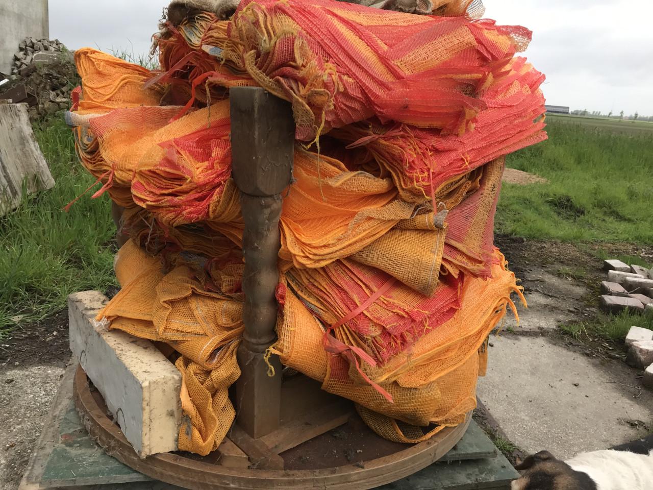 Schoffelmachine Steketee,Houten beluchtingskanalen, mechanische koeling enz