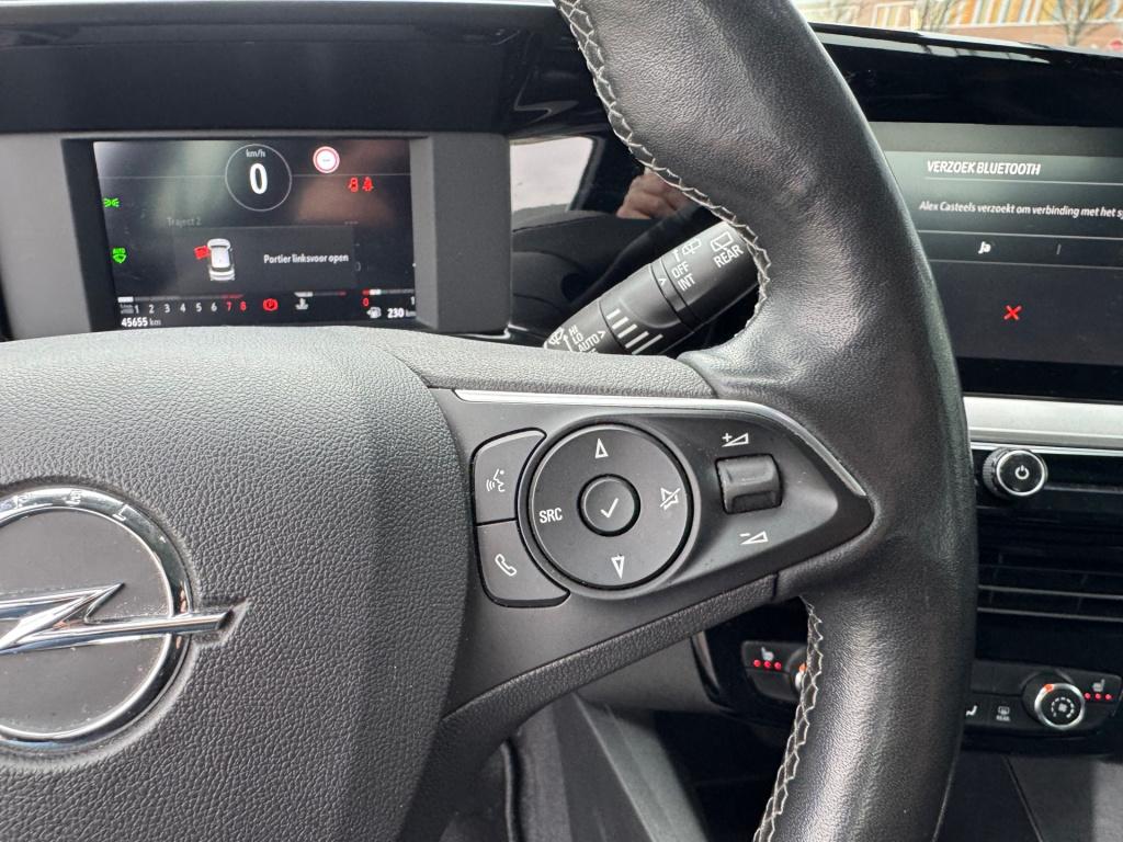 Opel Mokka 1.2 elegance , achteruitrijcamera , stuurverwarming