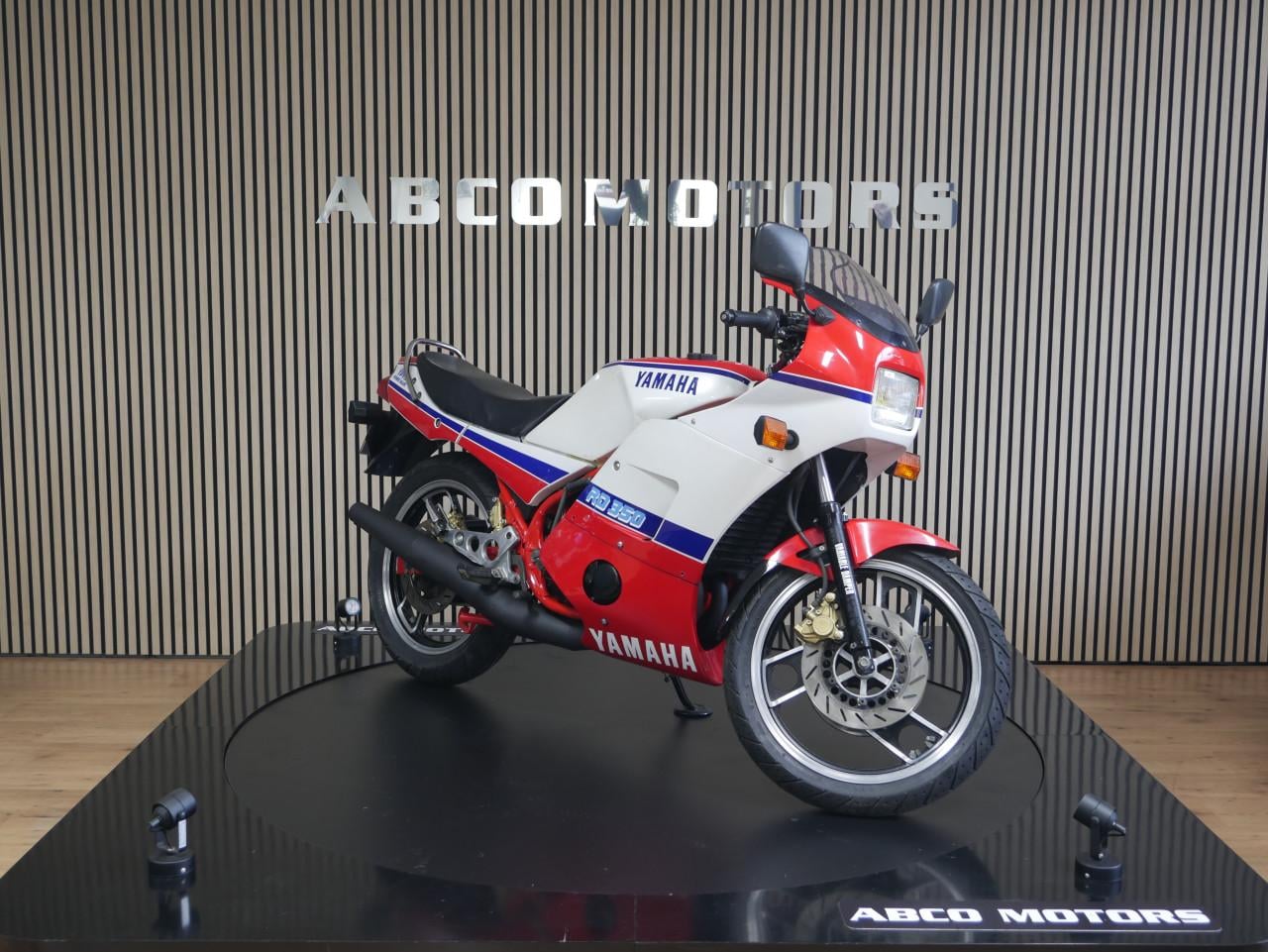 YAMAHA RD 350 LC