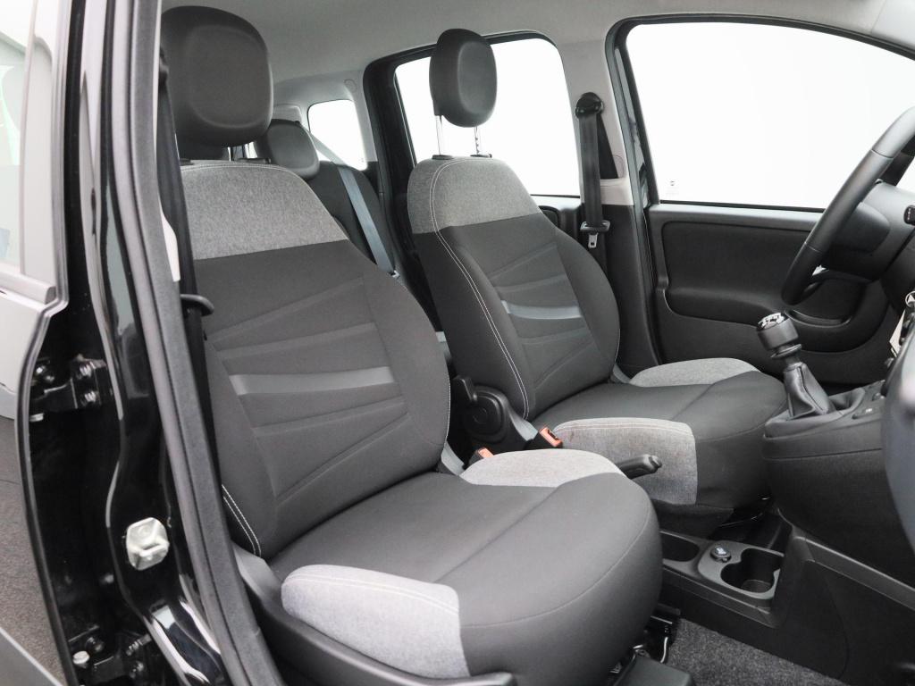 Fiat Panda 1.0 hybrid city life | apple carplay / android auto | airco | cr