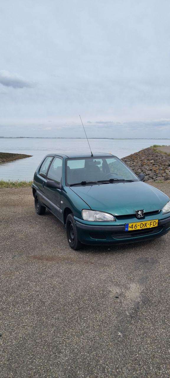 Peugeot 106 met nieuwe apk!