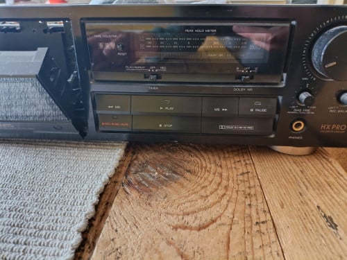 Aiwa cassette deck