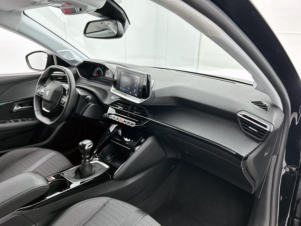 Peugeot 208 100pk allure pack | rijklaar | keyless | camera | stoelverwarmi