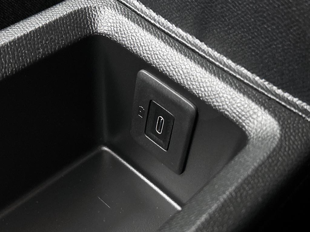 Citroen ë-c3 plus 113pk comfort range 44 kwh | 3 fase | apple carplay / and