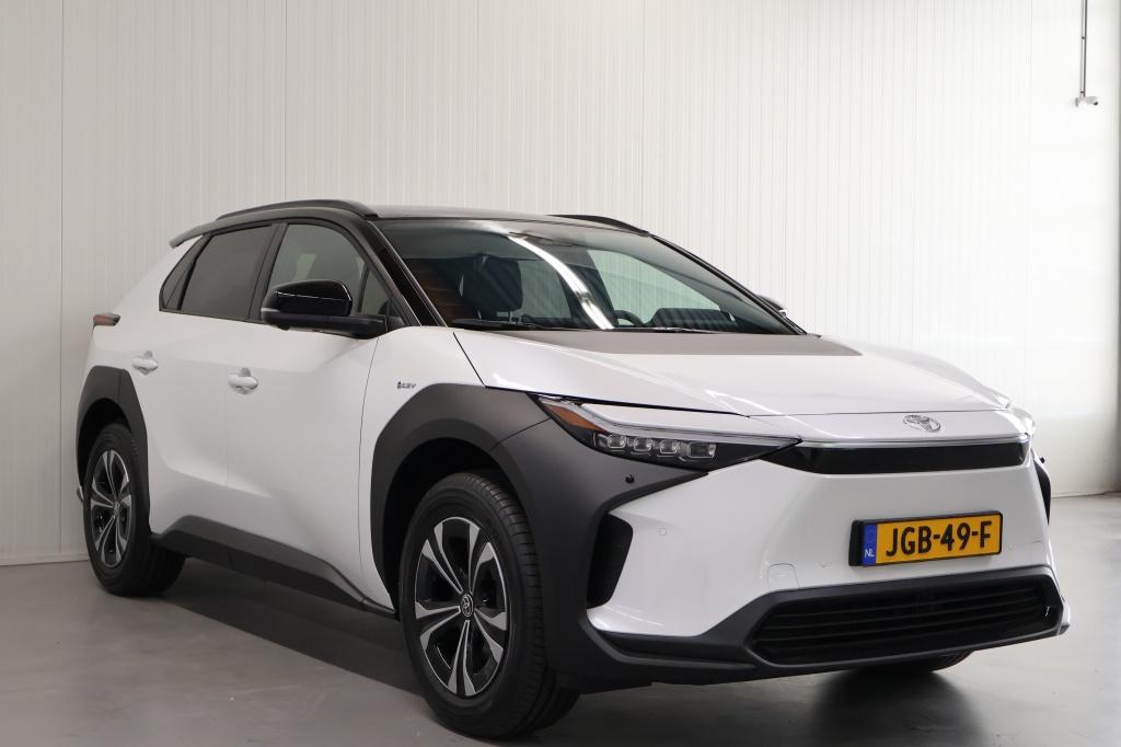 Toyota Bz4x dynamic bi-tone 71 kwh|360cam|pano|bsm|dc-150kwh|17%bijt.