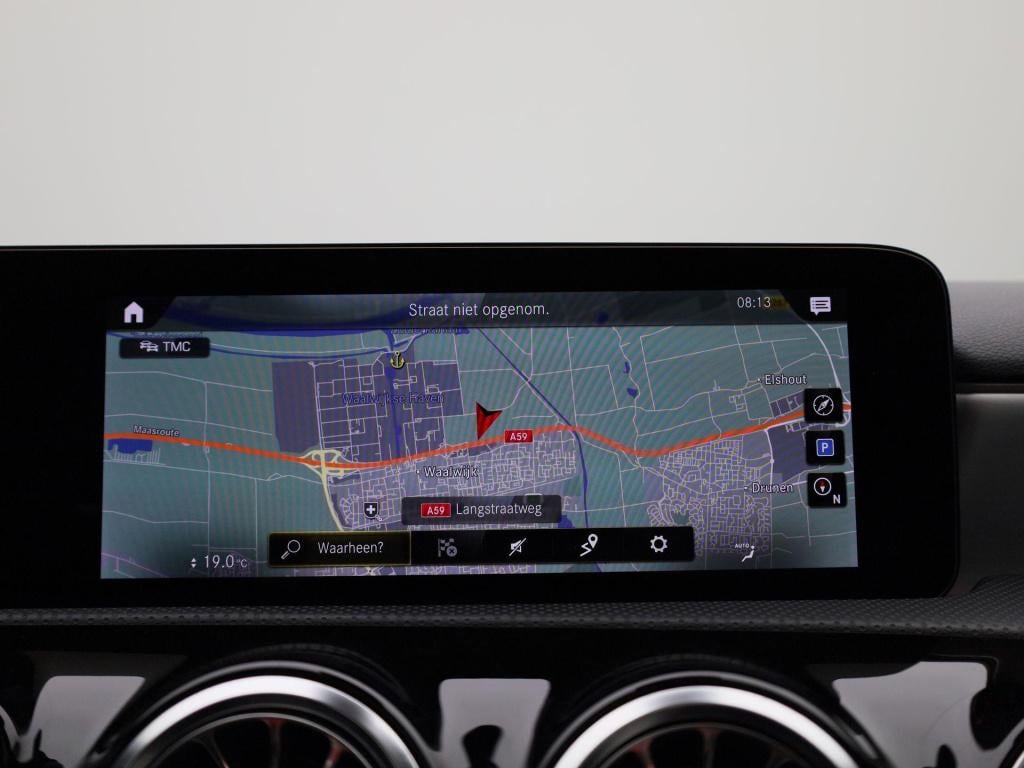 Mercedes-Benz A-Klasse 250 premium | automaat | panorama dak | virtual cock