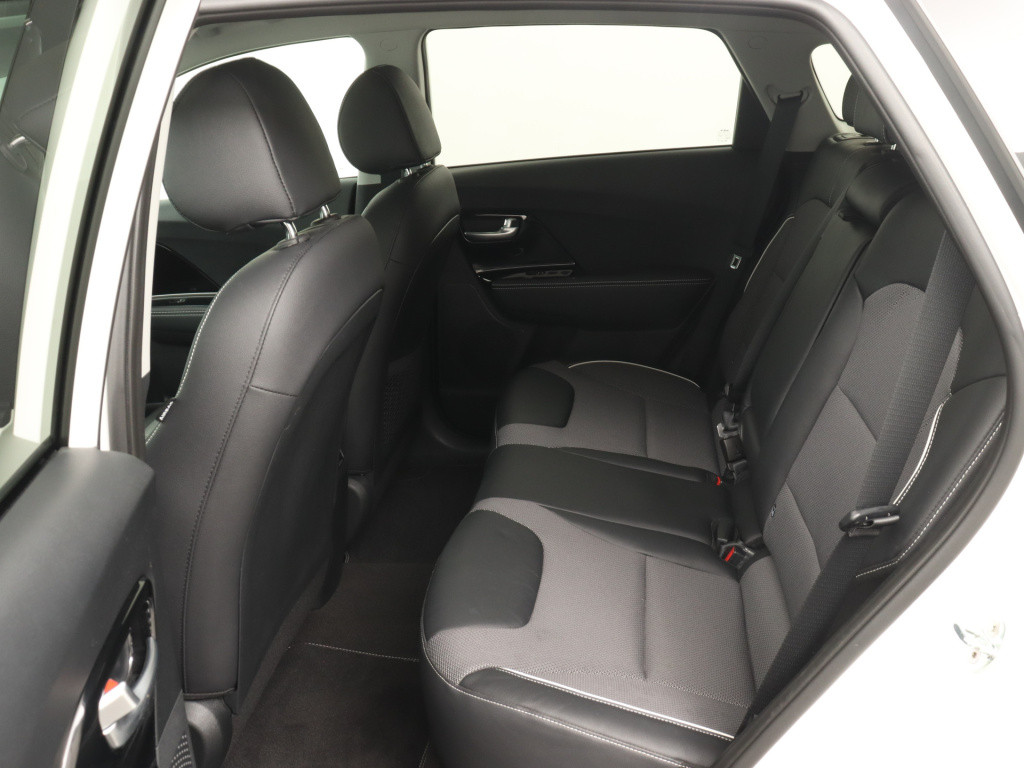 Kia E-niro edition 64 kwh | stuur- en stoelverwarming | navigatie |
