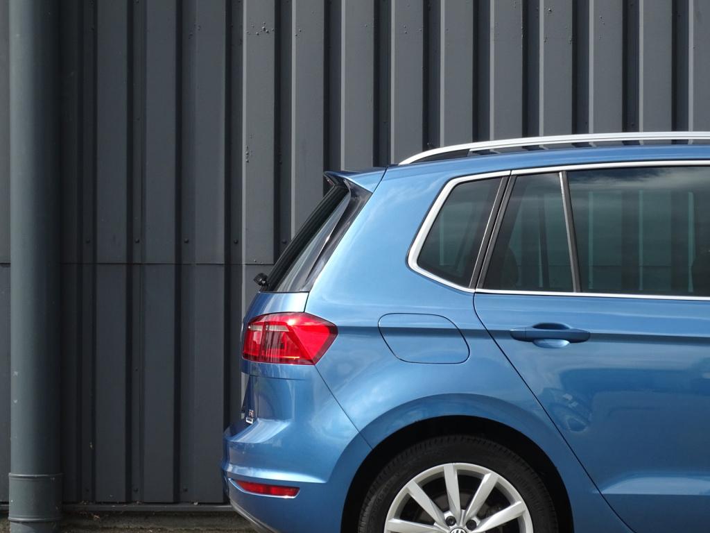 Volkswagen Golf Sportsvan 1.4 tsi connected series automaat