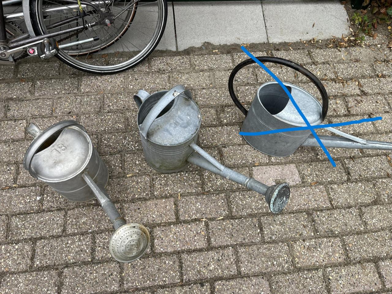 Gieters metaal verzinkt