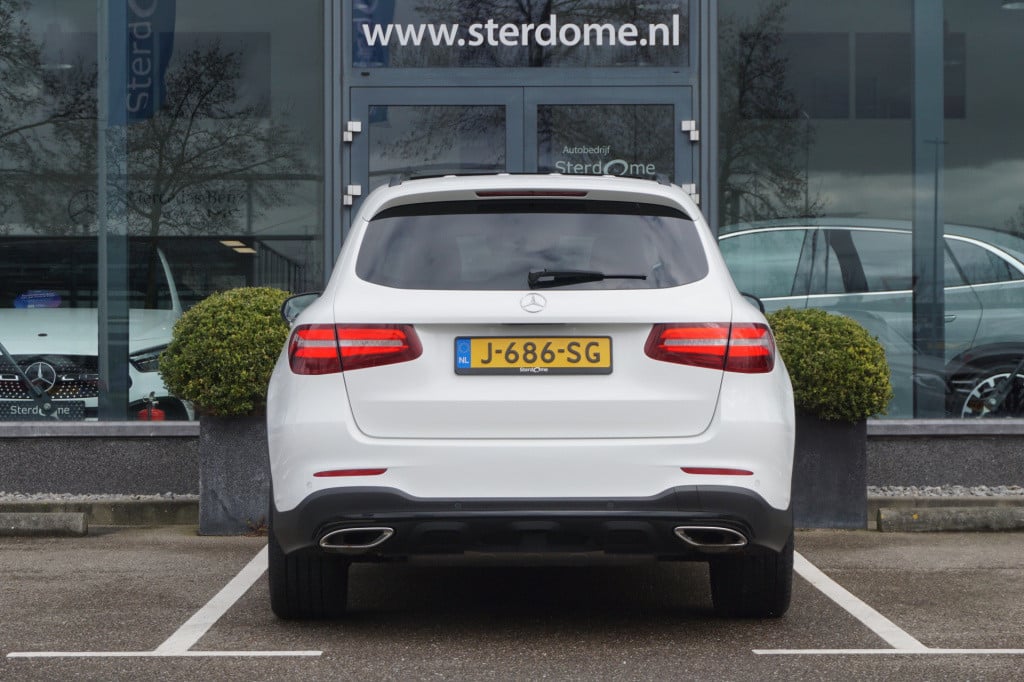 Mercedes-Benz Glc 300 4matic l amg line l 245 pk l panoramadak l burmester 
