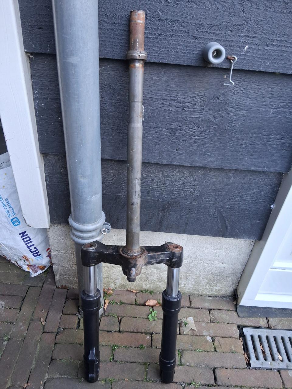 Voorvork Piaggio Fly