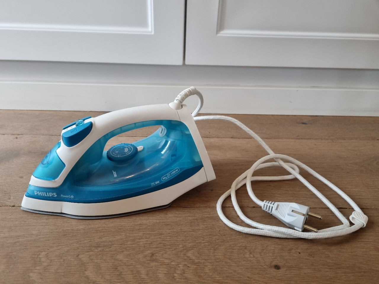 Philips Powerlife strijkijzer Type GC 291020BI € 10,-