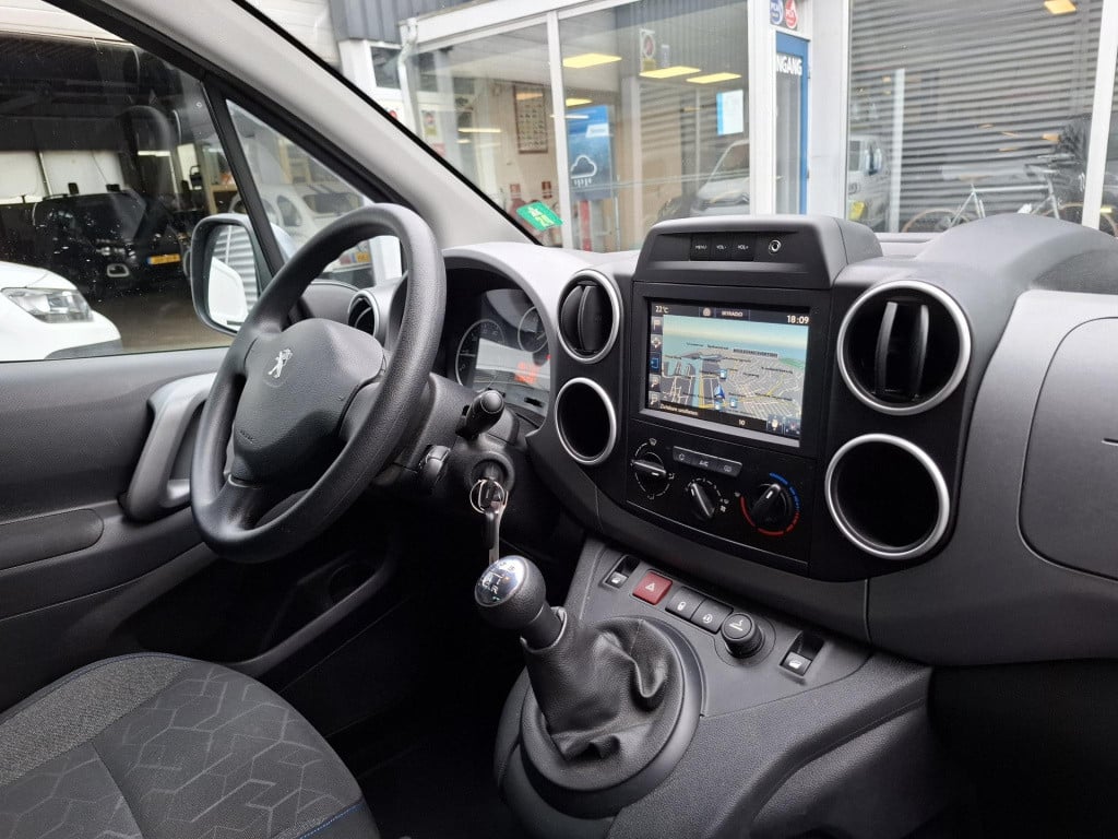 Peugeot Partner tepee mpv 110 allure airco/nav/trekhaak