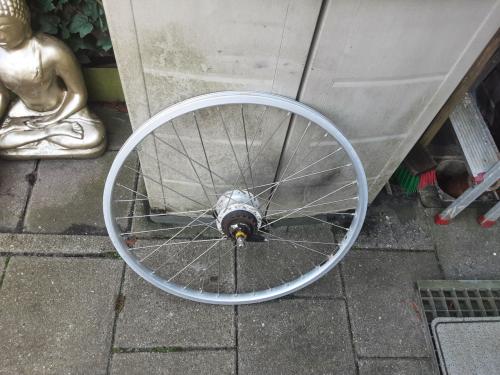 26 x 1,75 inch nexus achterwiel, 7 speed,  rollerbrake rem