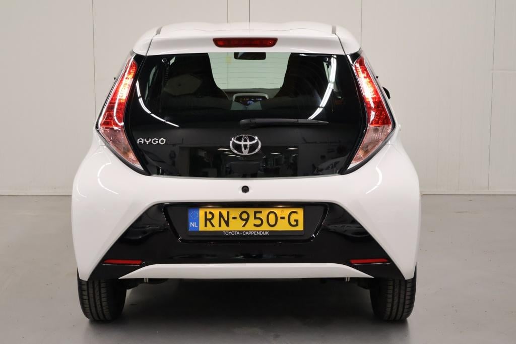 Toyota Aygo 1.0 vvt-i x-play