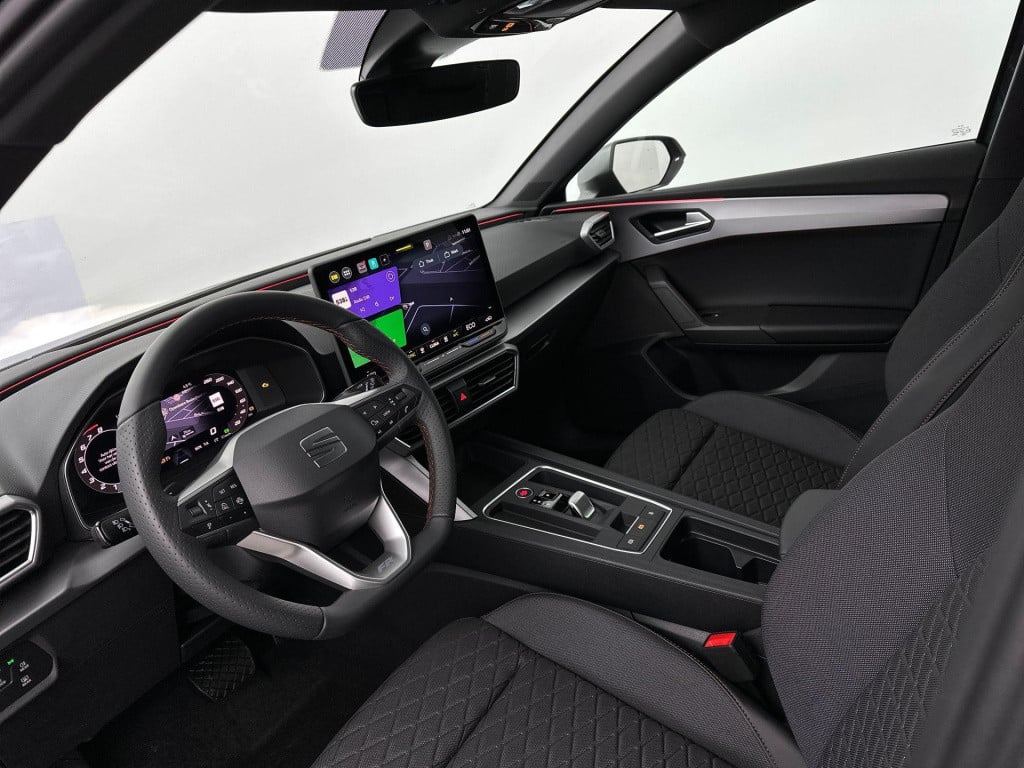 Seat Leon sportstourer fr phev first edition 1.5 tsi ehybrid 150kw / 204p