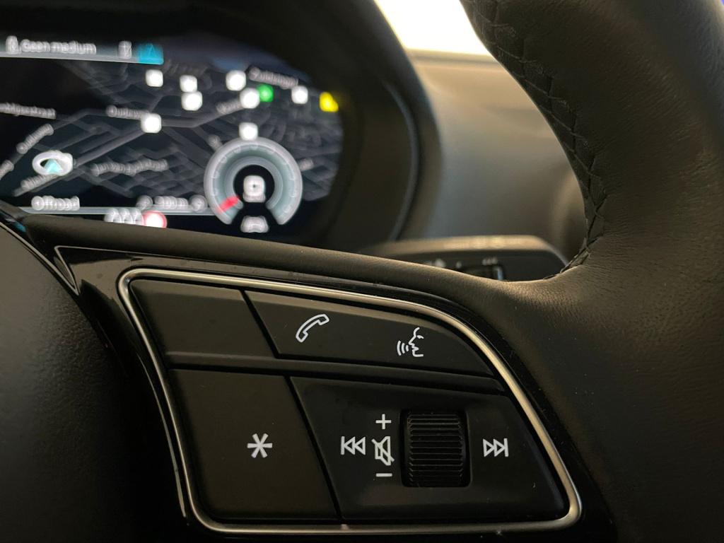 Audi Q2 35 tfsi s edition