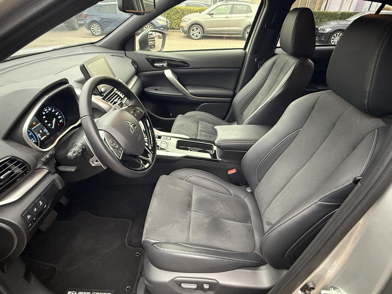 2024 Mitsubishi Eclipse Cross - 2.4 PHEV Intense+ 6475KM!