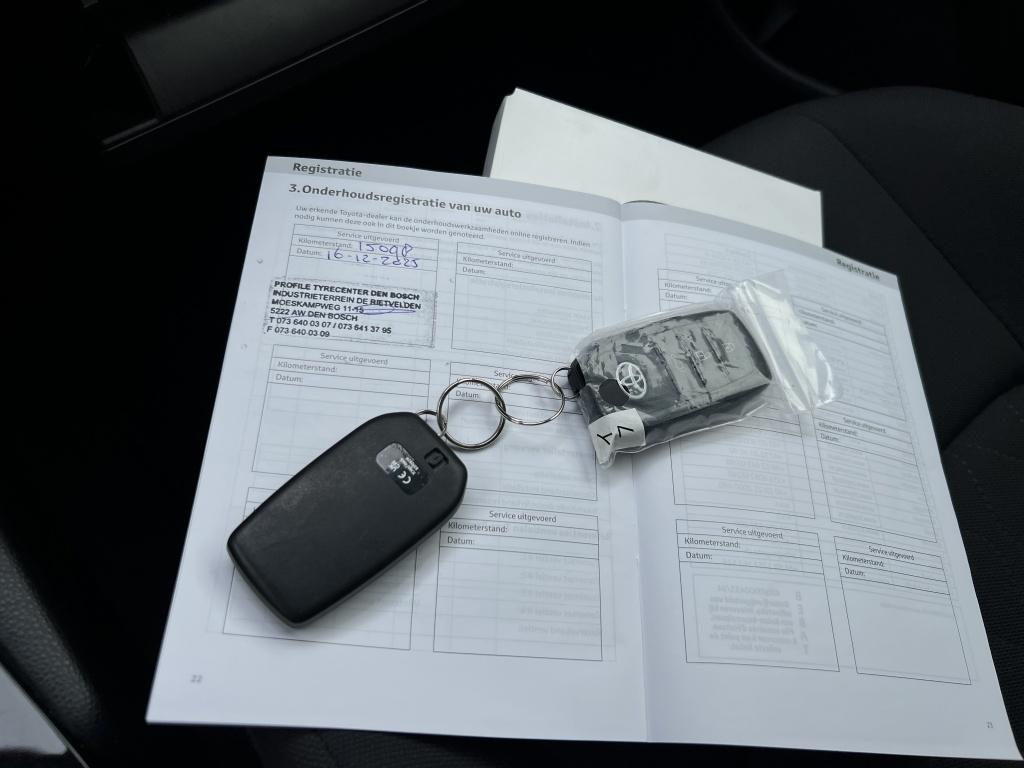Toyota Corolla Cross hybrid 140 style