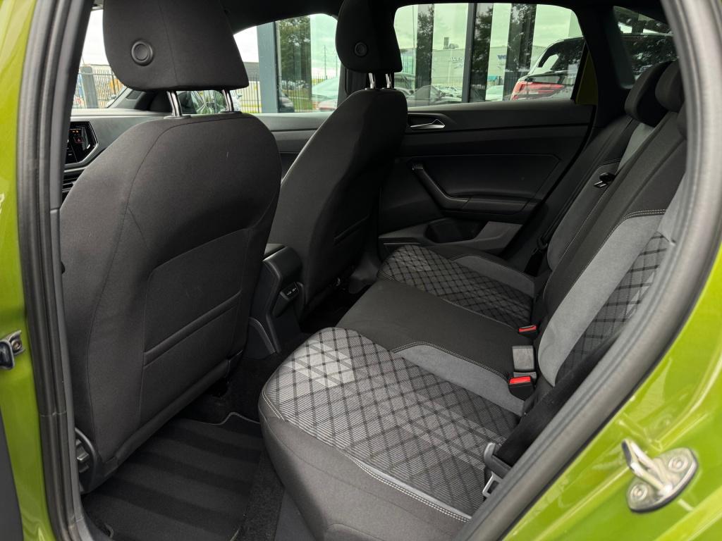 Volkswagen Taigo 1.0 tsi r-line - pano - 1e eigenaar * dsg