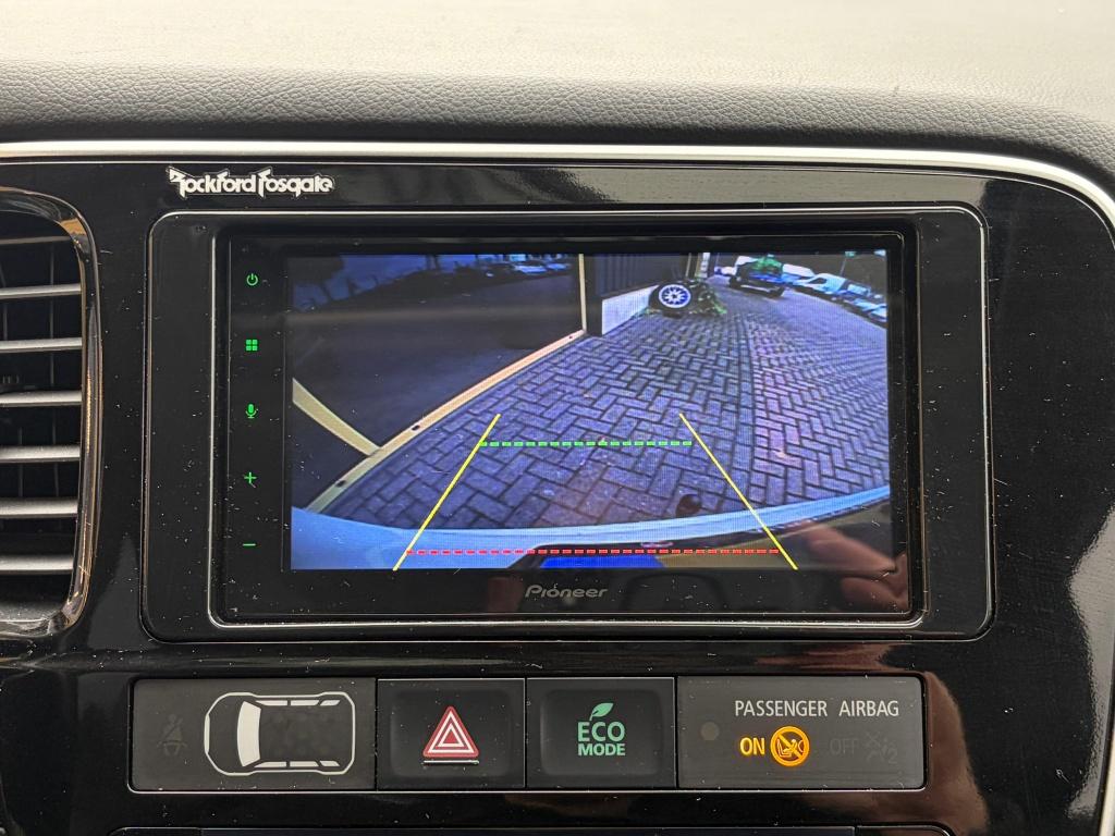 Mitsubishi Outlander 2.0 instyle | 7 peroons | trekhaak