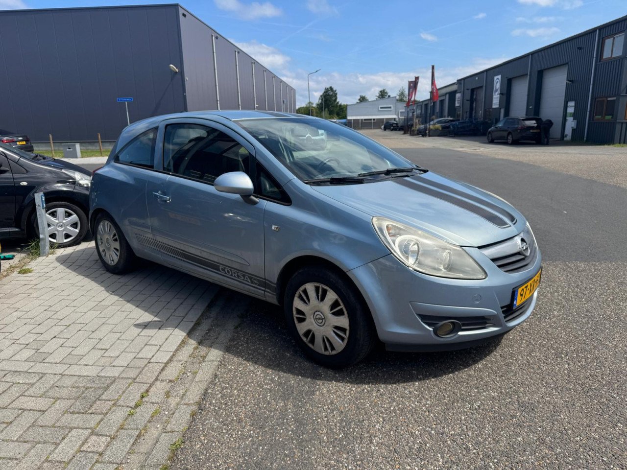 Opel Corsa - 1.2-16V Enjoy/Lees Tekst/