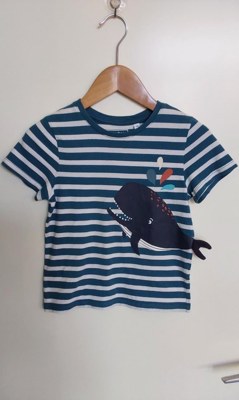 T-shirt van het merk C&A in maat 110