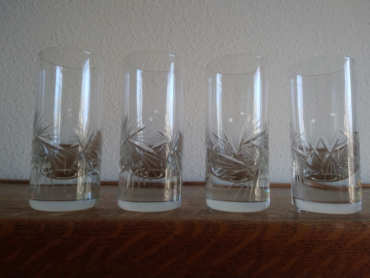 Set van 4 bewerkte glaasjes borrelglaasjes likeurglaasjes