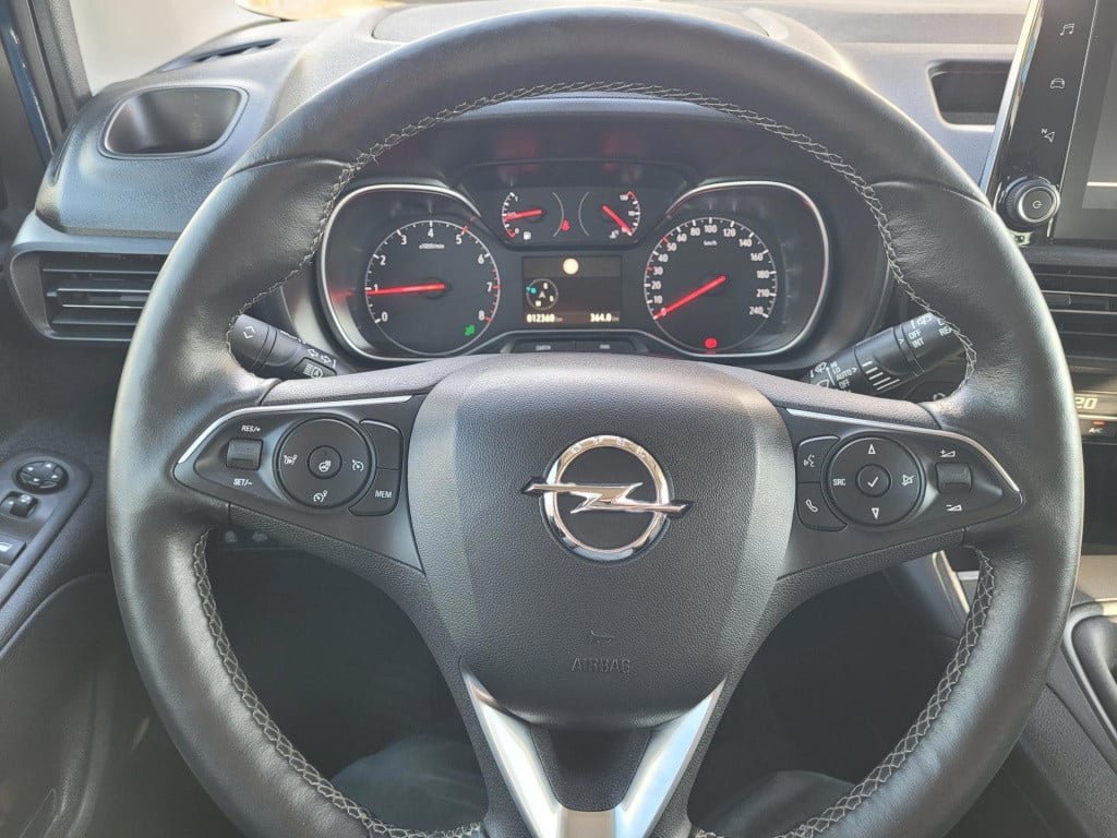 Opel Combo 1.2 turbo l2h1 edition l2 rolstoelauto