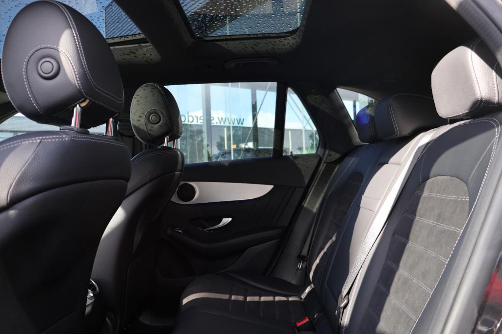 Mercedes-Benz Glc 200 premium i panoramadak i trekhaak i 360 camera i sfeer