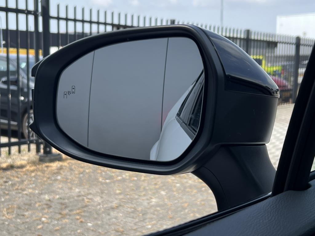 Toyota C-hr 1.8 hybr 140 first edition | nl auto | dealer onderhouden |