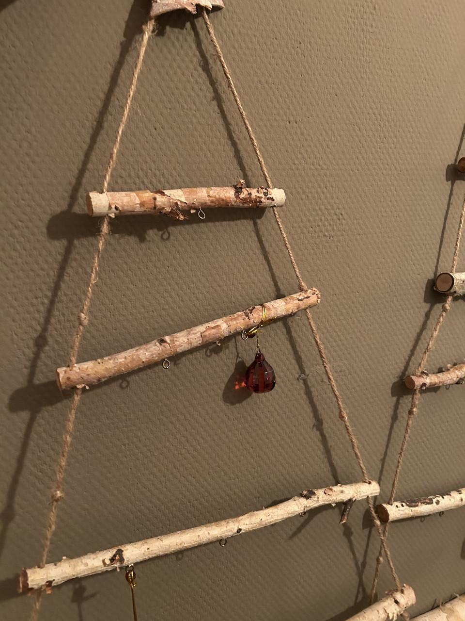 Kerstbomen dennenappel hert kerst