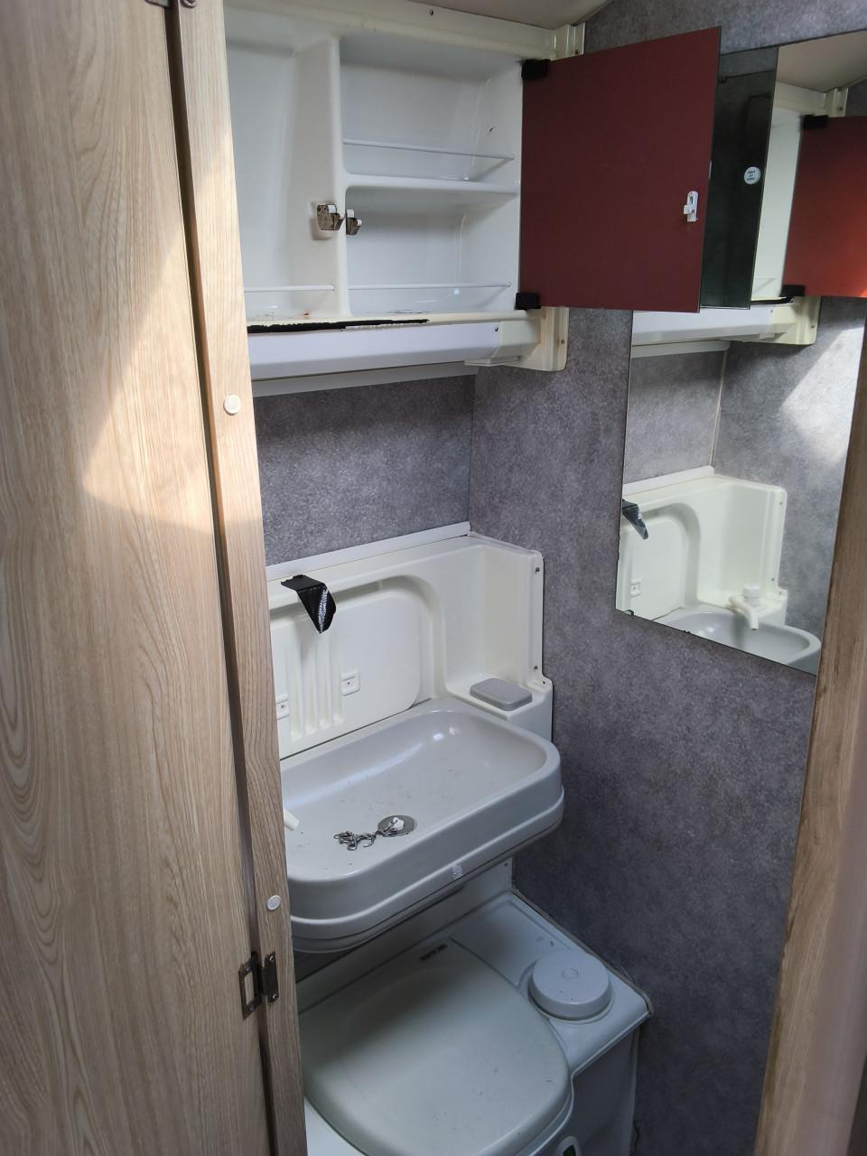 Caravan Beyerland 430 md met voortent