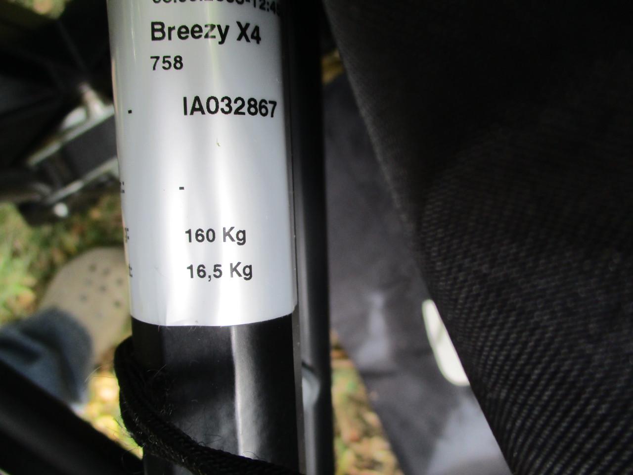 Kwaliteits rolstoel voor grotere en zwaardere mensen (max 160 kg)