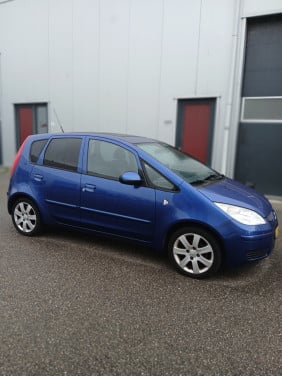Mitsubishi Colt 2005 - 5 drs-Airco-Stuurb-el.ramen-l.m.velgen apk- 1250,=