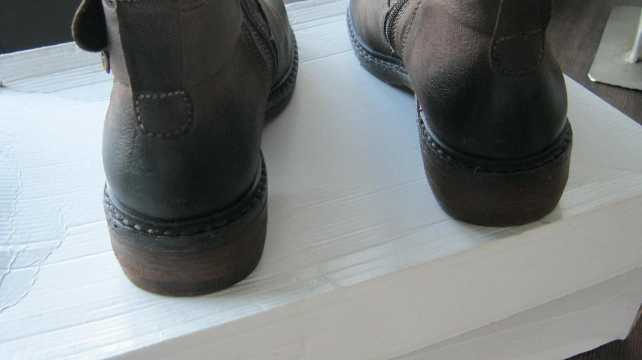 NIEUW LAARZEN MAAT 37 VOOR 50 EURO