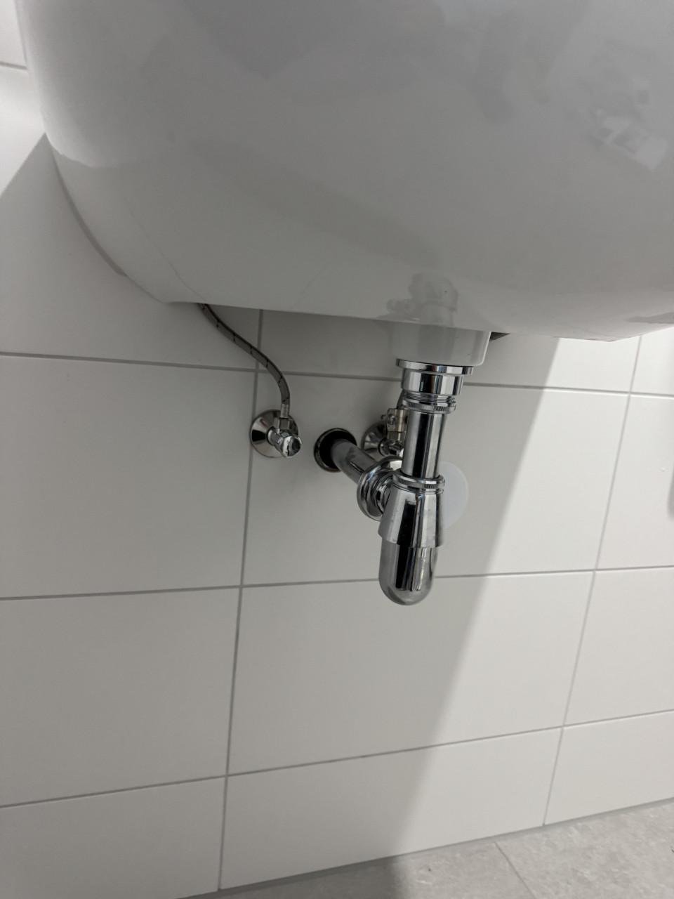 Nieuwe complete wastafelset – nooit gebruikt