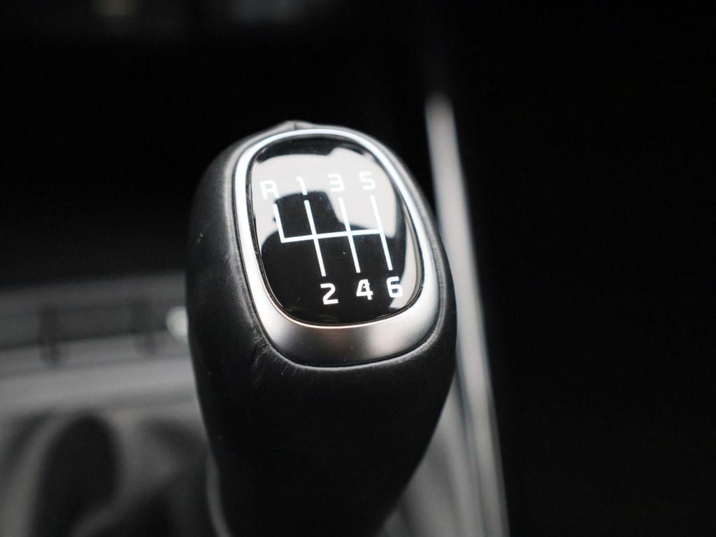 Kia Stonic 1.0 t-gdi mhev dynamicplusline | lmv | navigatie | parkeer senso