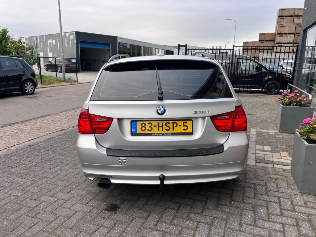 BMW 3-serie touring 318i business line