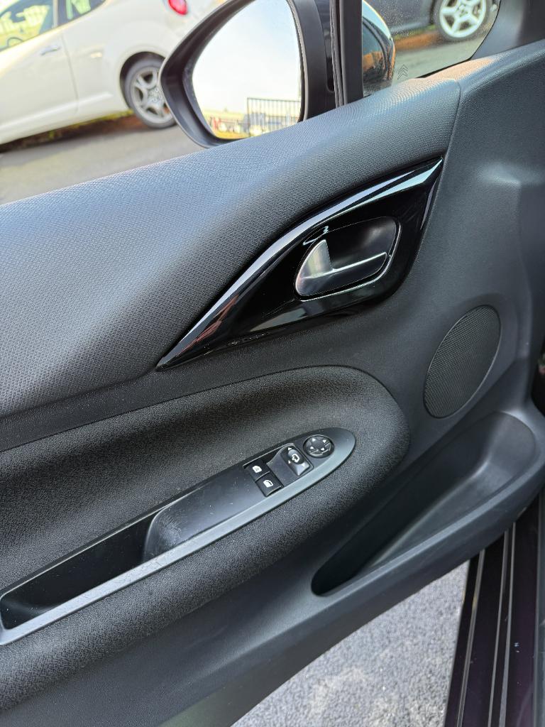 Citroen DS3 cabrio 1.2 vti - so chic