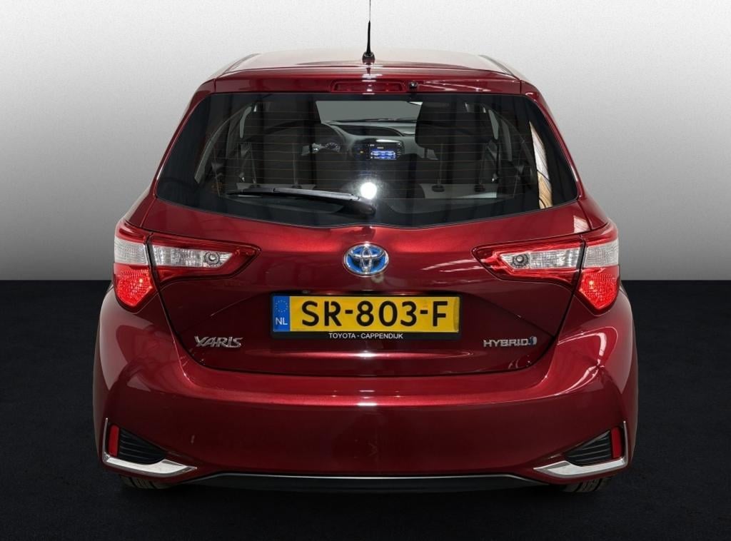 Toyota Yaris 1.5 hybrid aspiration | lage km-stand |