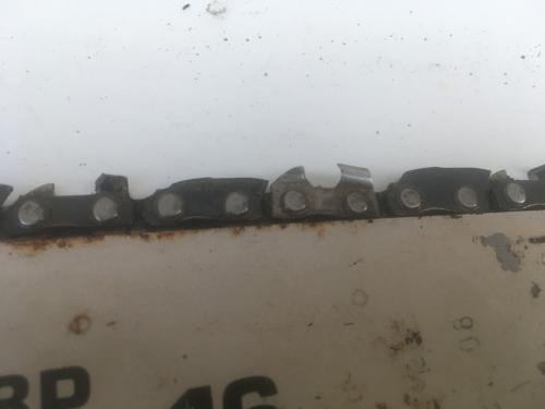 Zaagketting voor wat oudere zagen steek 3/8 dikte 1,3mm  half haaks